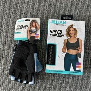 NWT Jillian Michaels Speed Jumprope in box and workout gloves set